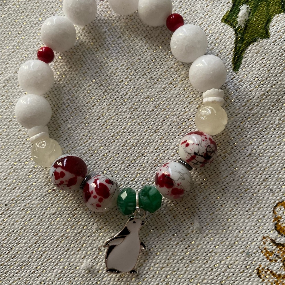 Headed to the North-pole Holiday Bracelet Set